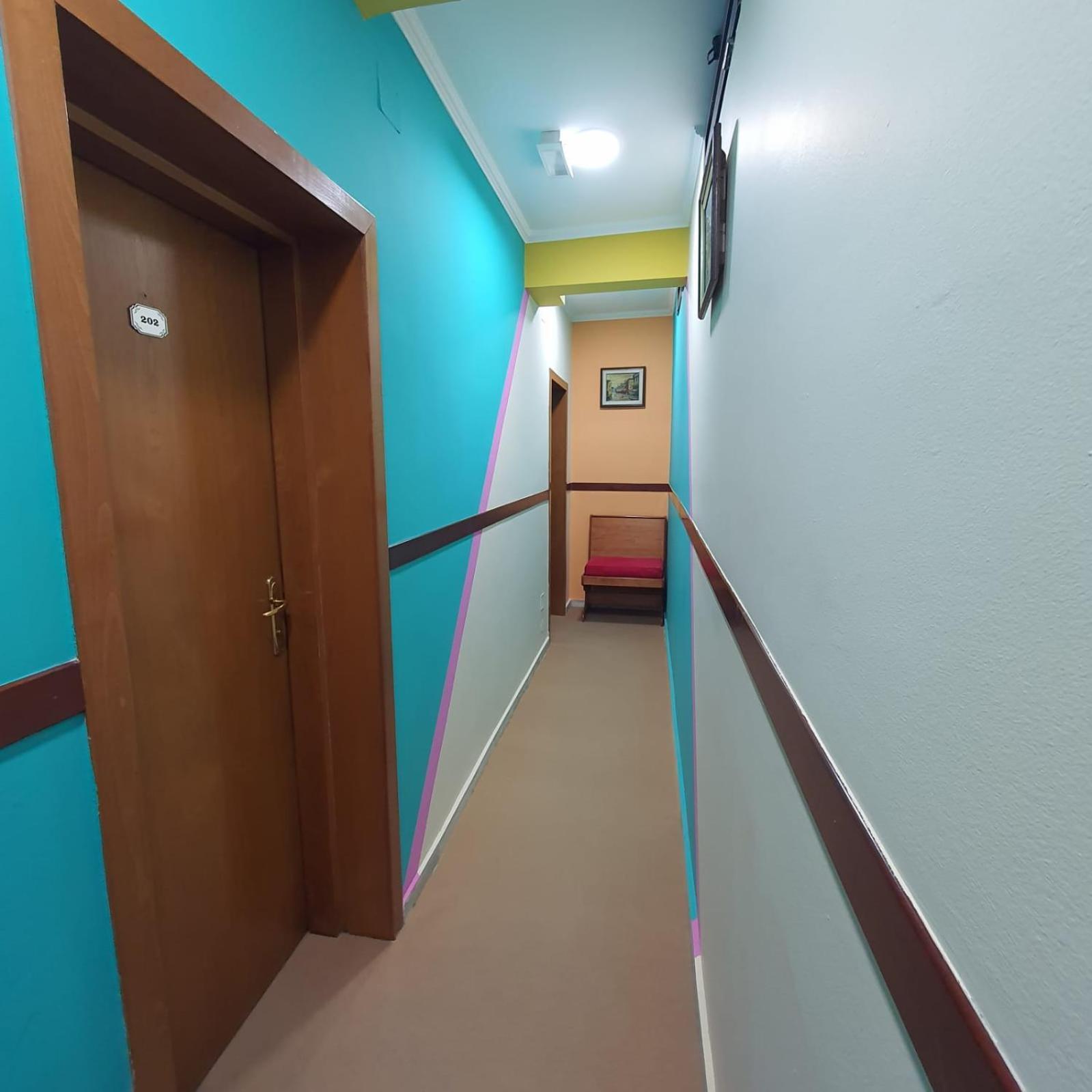Quick Stop Hotel تيرانا المظهر الخارجي الصورة